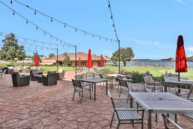 113 Dawns Edge Drive, Montgomery, TX 77356