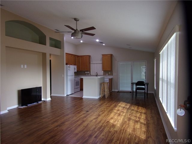 1018 Pritchard Island Road, Inverness, FL 34450