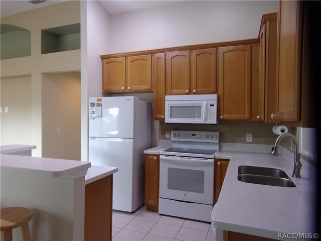 1018 Pritchard Island Road, Inverness, FL 34450