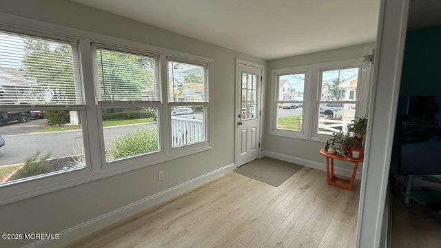 102 Victoria Place, Union Beach, NJ 07735