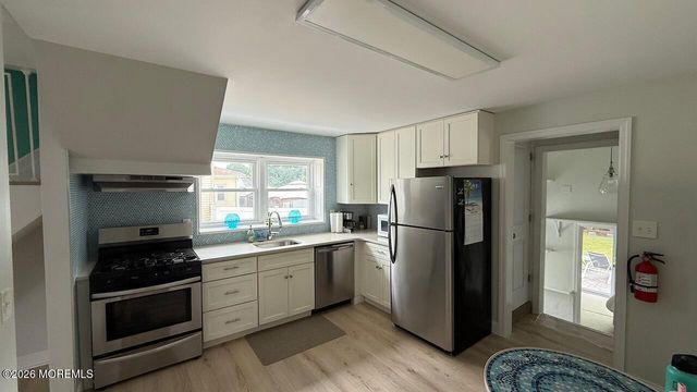 102 Victoria Place, Union Beach, NJ 07735