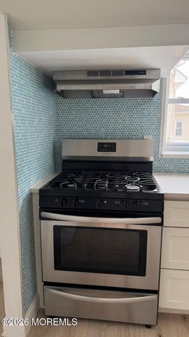 102 Victoria Place, Union Beach, NJ 07735