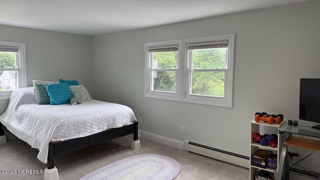 102 Victoria Place, Union Beach, NJ 07735
