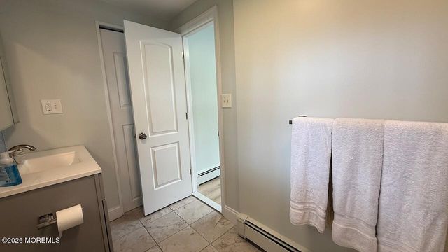 102 Victoria Place, Union Beach, NJ 07735