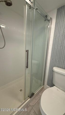 102 Victoria Place, Union Beach, NJ 07735