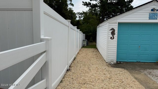 102 Victoria Place, Union Beach, NJ 07735