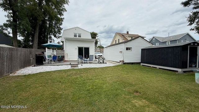 102 Victoria Place, Union Beach, NJ 07735
