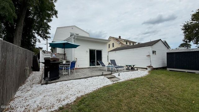 102 Victoria Place, Union Beach, NJ 07735