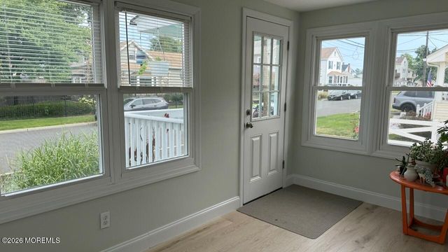 102 Victoria Place, Union Beach, NJ 07735