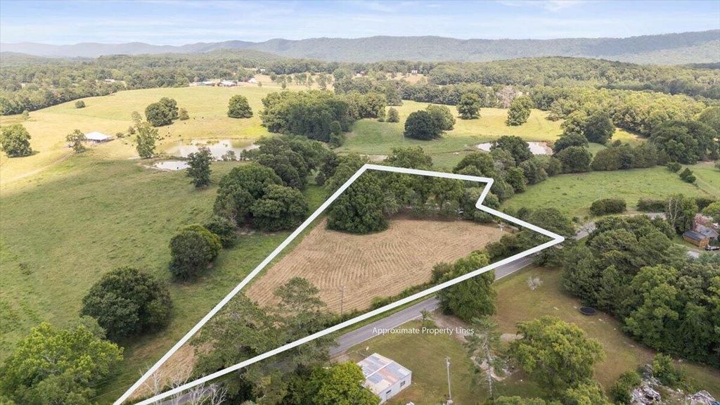 2657 Corinth Road, Lafayette, GA 30728