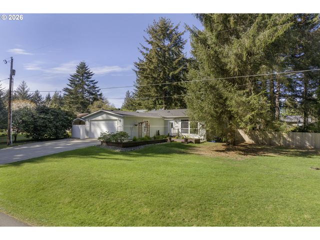 5167 HILLTOP Dr, Florence, OR 97439