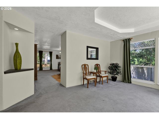 5167 HILLTOP Dr, Florence, OR 97439