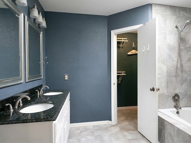 2405 Country Valley Road, Garland, TX 75041