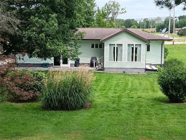1382 Connellsville Rd, North Union Twp, PA 15456
