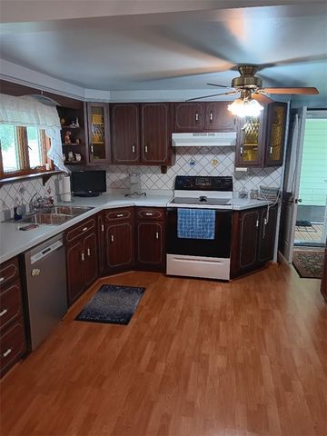 1382 Connellsville Rd, North Union Twp, PA 15456