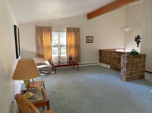 20 Winthrop St, West Boylston, MA 01583