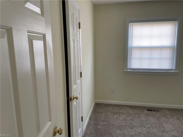 1010 77th ST, Newport News, VA 23605