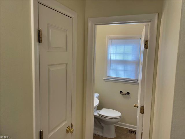 1010 77th ST, Newport News, VA 23605