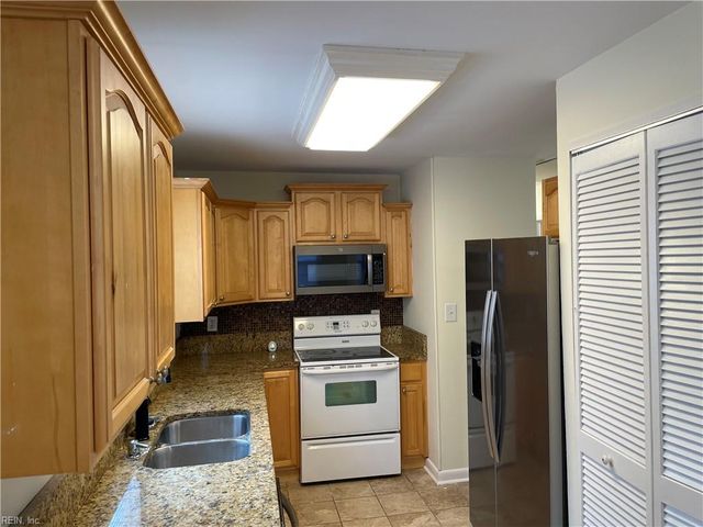 1010 77th ST, Newport News, VA 23605