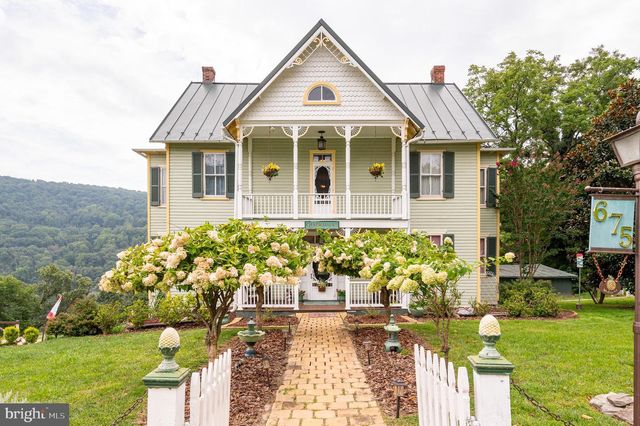 675 CLIFF ST, Harpers Ferry, WV 25425