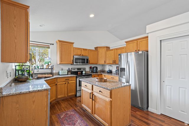 589 N RIVERWALK DR, American Fork, UT 84003