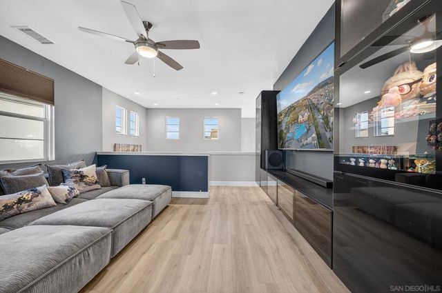 894 Camino Cantera, Chula Vista, CA 91913