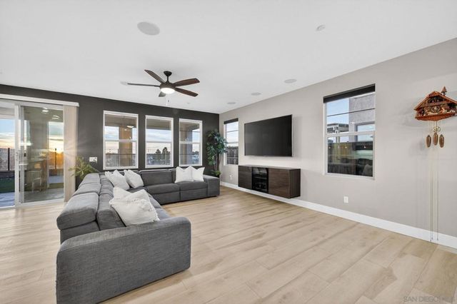 894 Camino Cantera, Chula Vista, CA 91913