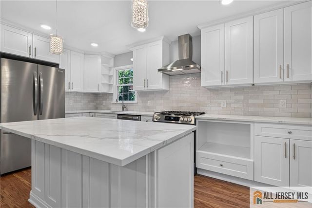 415 Elwood Street, Piscataway, NJ 08854
