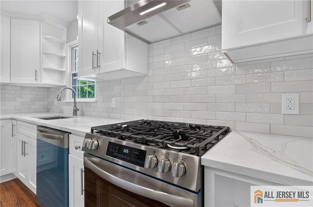 415 Elwood Street, Piscataway, NJ 08854