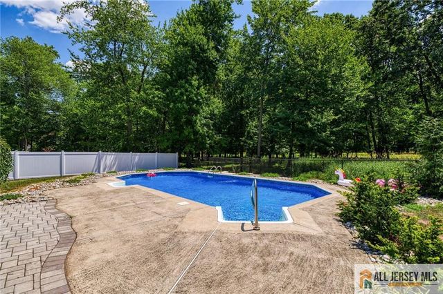 415 Elwood Street, Piscataway, NJ 08854