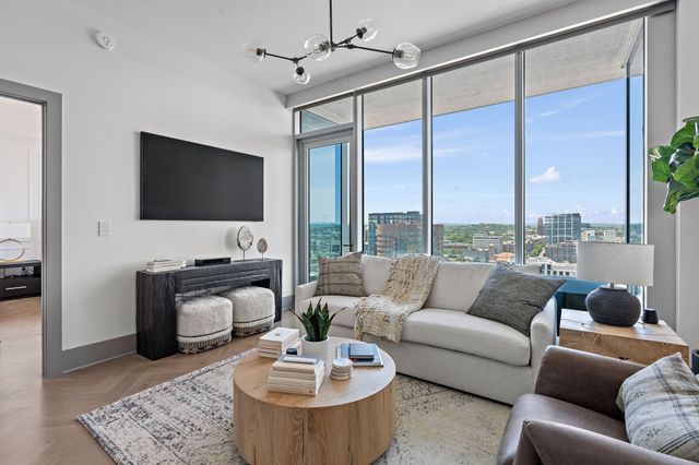 1616 West End Ave Unit 2011, Nashville, TN 37203