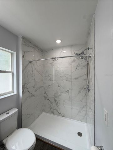 100 LITTLE FOX AVENUE, Sanford, FL 32773