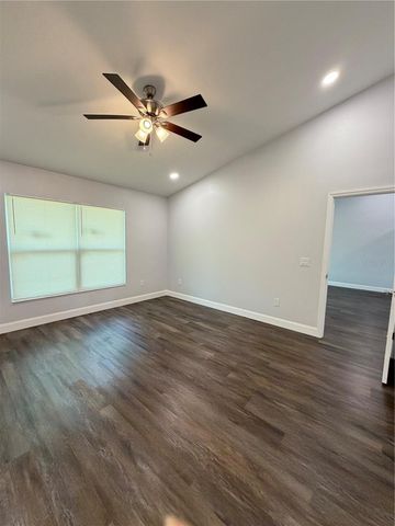 100 LITTLE FOX AVENUE, Sanford, FL 32773