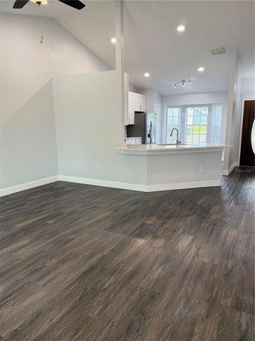 100 LITTLE FOX AVENUE, Sanford, FL 32773