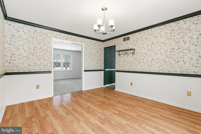 3901 POST DR, Bethlehem, PA 18017