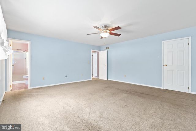 3901 POST DR, Bethlehem, PA 18017