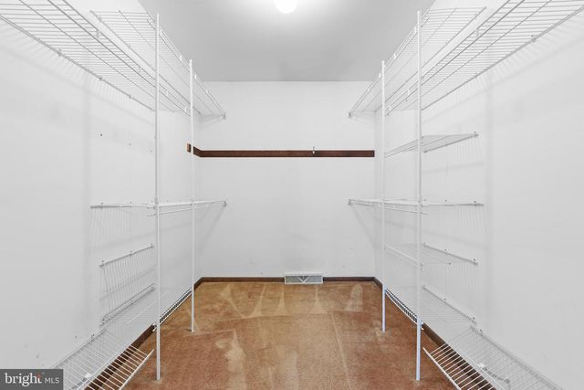 3901 POST DR, Bethlehem, PA 18017