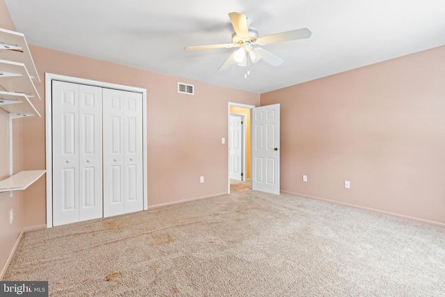 3901 POST DR, Bethlehem, PA 18017