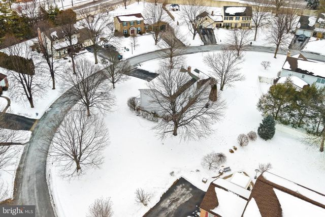 3901 POST DR, Bethlehem, PA 18017