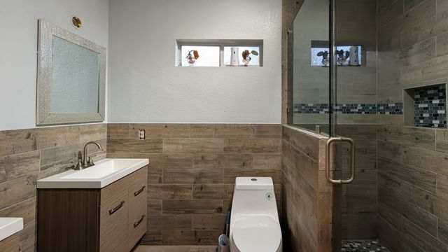 101 Quail Briar Lane, Arlington, TX 76002