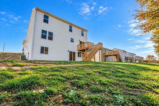 5555 Mammoth Drive SE, Caledonia, MI 49316