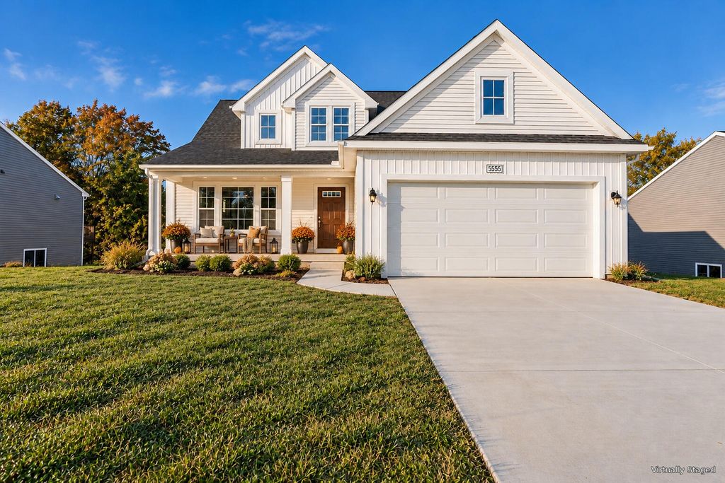 5555 Mammoth Drive SE, Caledonia, MI 49316