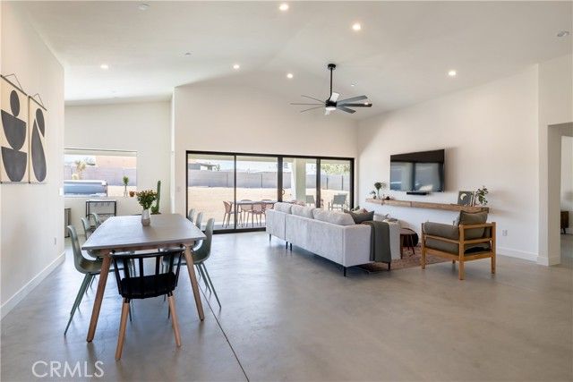 3848 Ruidosa Avenue, Yucca Valley, CA 92284