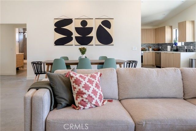 3848 Ruidosa Avenue, Yucca Valley, CA 92284