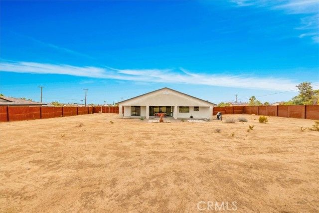 3848 Ruidosa Avenue, Yucca Valley, CA 92284
