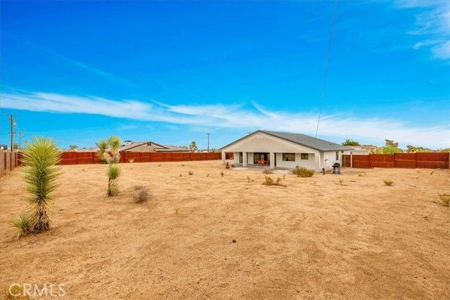 3848 Ruidosa Avenue, Yucca Valley, CA 92284