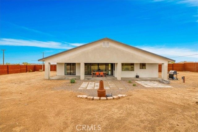 3848 Ruidosa Avenue, Yucca Valley, CA 92284