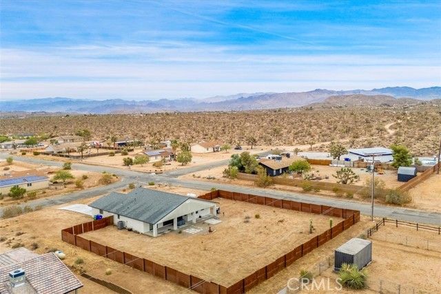 3848 Ruidosa Avenue, Yucca Valley, CA 92284