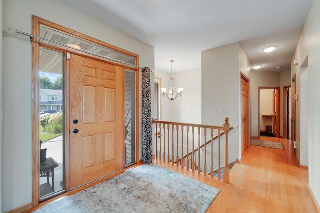 553 Tuttle Drive, Hastings, MN 55033