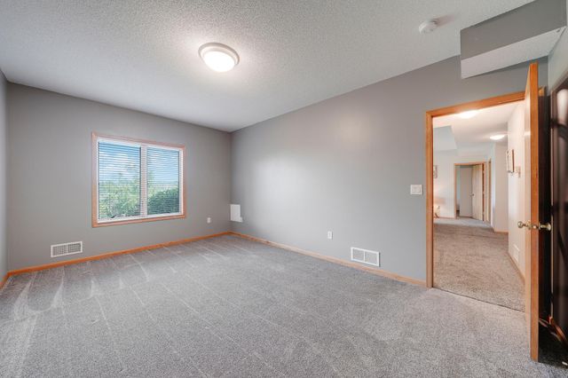 553 Tuttle Drive, Hastings, MN 55033
